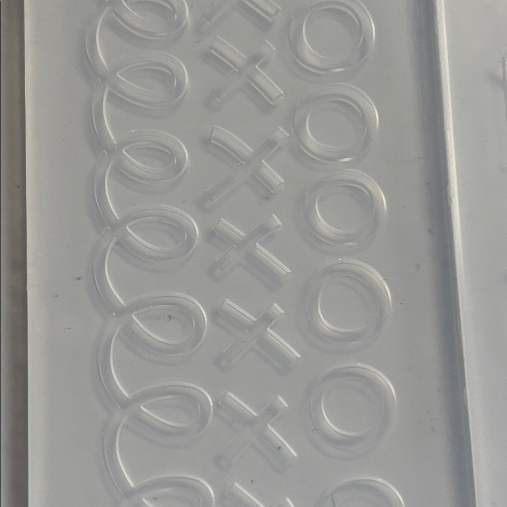 Spellbinders Embossing Folders Set - Picture 6 of 8